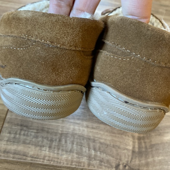 My Pillow My Slippers Moccasins - Picture 4 of 8